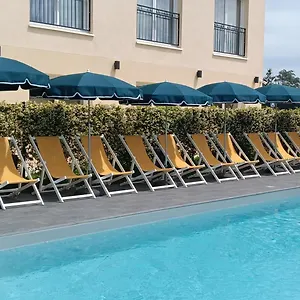 ibis-styles-miramas.fr-provencehotel.com/